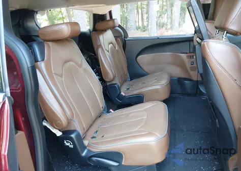 2017 Chrysler Pacifica Limited z USA, uszkodzony, nr VIN 2C4RC1GG0HR739913